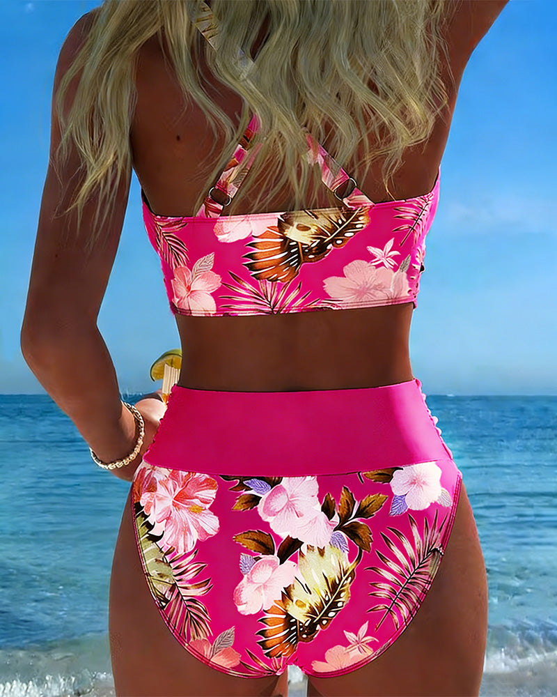 Bikini con estampado floral en contraste y abertura
