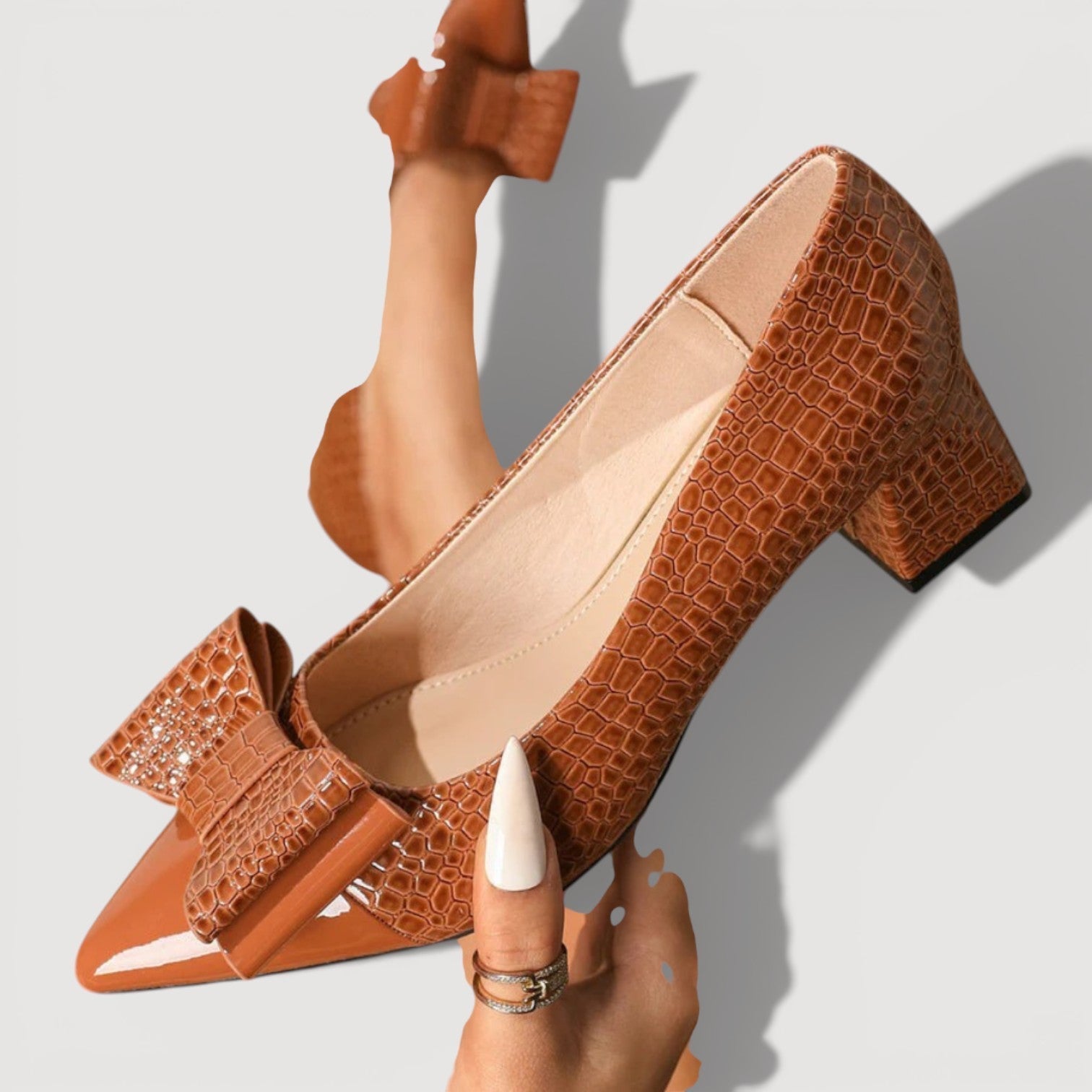 DAISY – TACONES DE BLOQUE REFINADOS