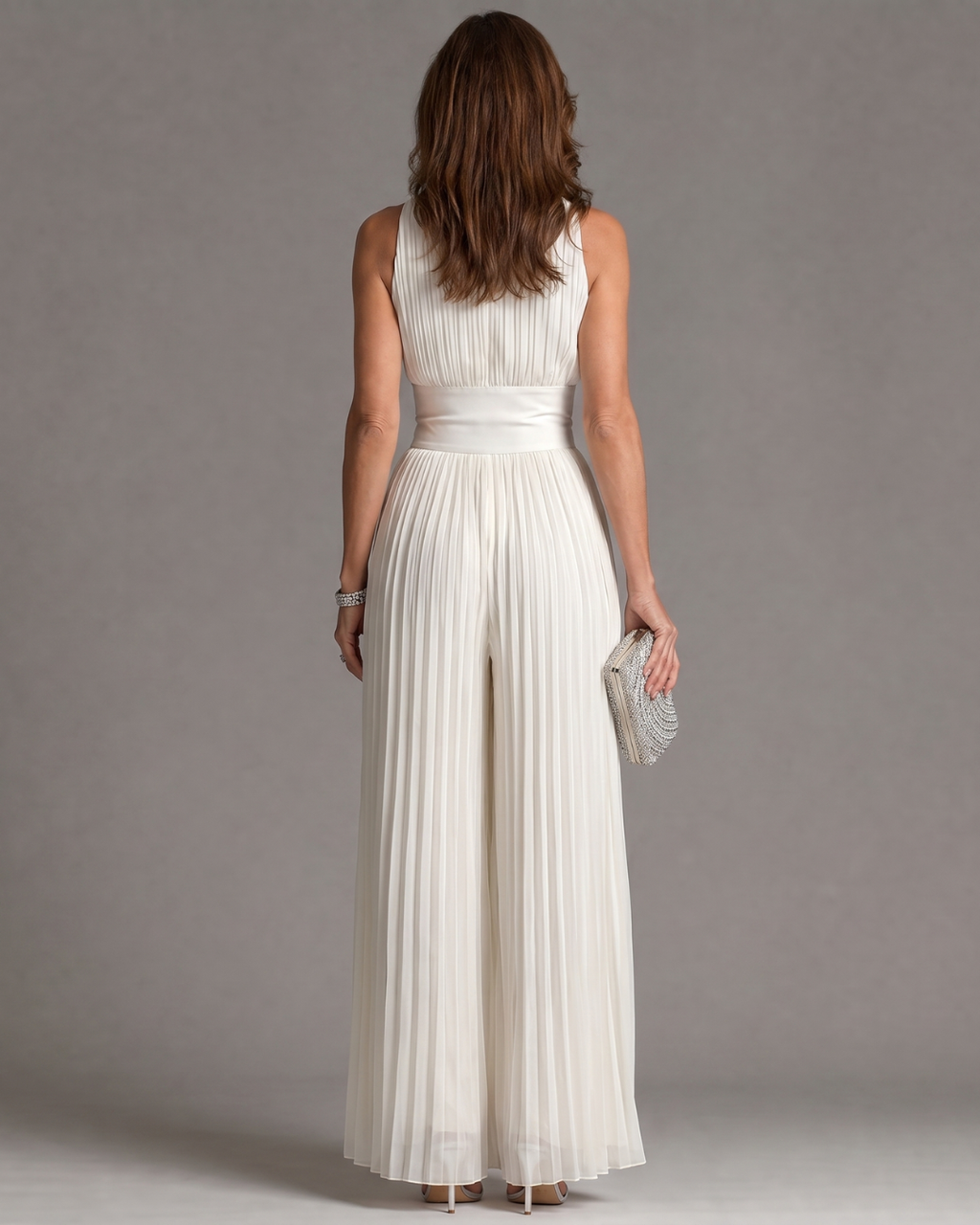 Zakira | Mono plisado de cuello halter y pierna ancha