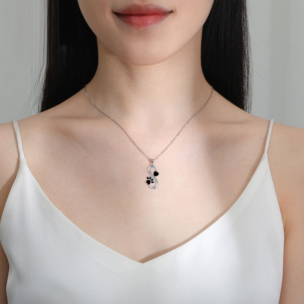 Collar Con Colgante De Corazón Y Patita Amor Infinito