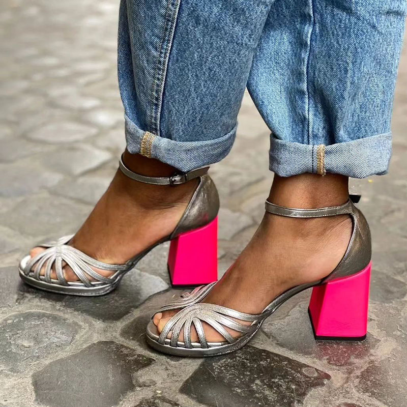 Naelle | Sandalias brillantes con tacón stiletto grueso y elegante