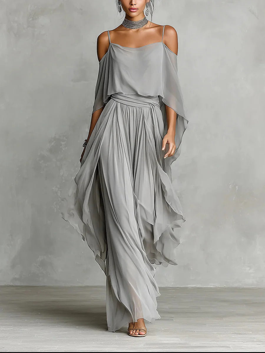 Isabela | Conjunto gris de tela fluida con top de tirantes finos y pantalones ligeros