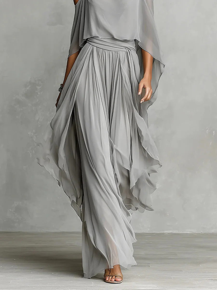 Isabela | Conjunto gris de tela fluida con top de tirantes finos y pantalones ligeros